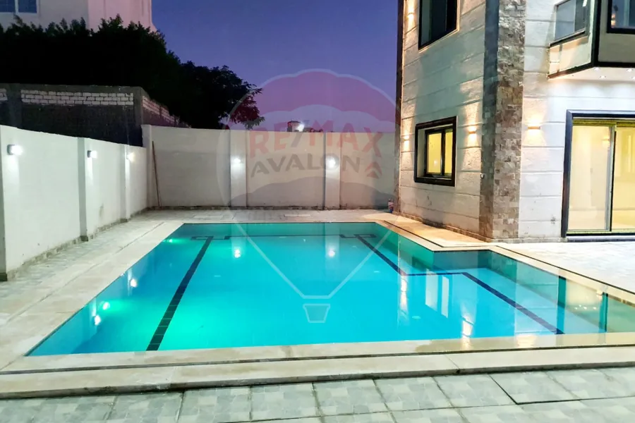 فيلا للإيجار 800 م كينج مريوط ( ش قرطبة)