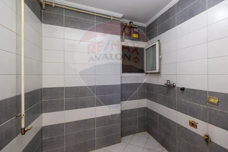 شقة للبيع 145 م لوران (ش ماهر بك)