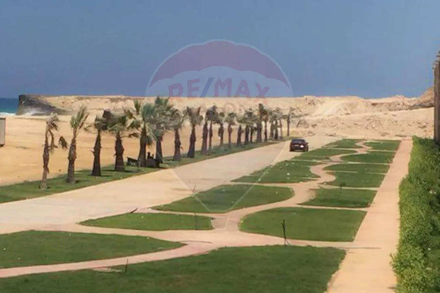 Chalet + roof for sale 100 m + 100 m coast (Emirates Heights Village)