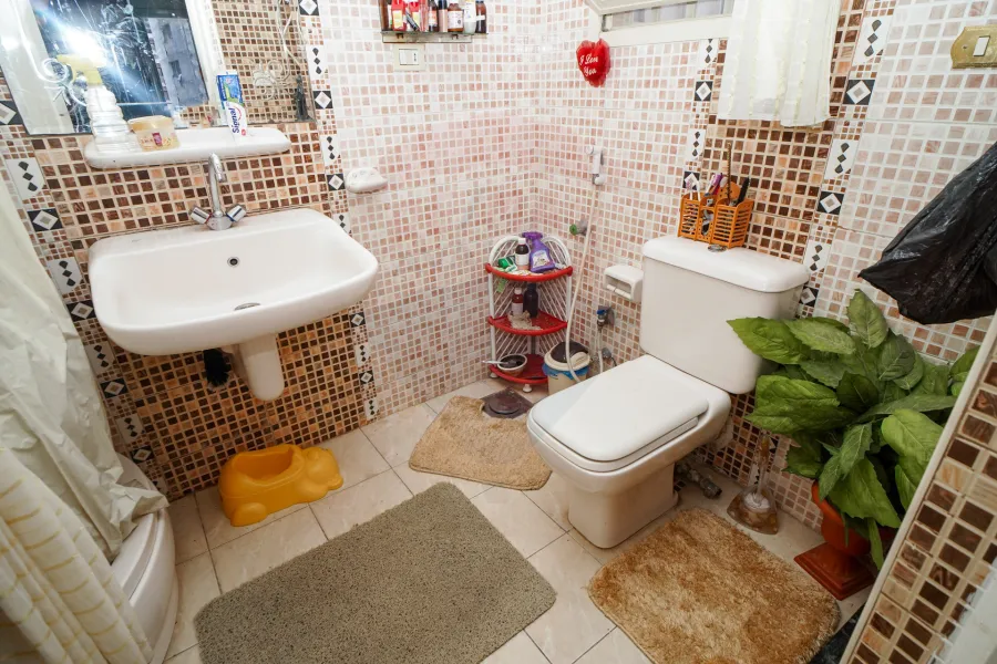 شقة للبيع 180 م العصافرة (طريق الجيش)