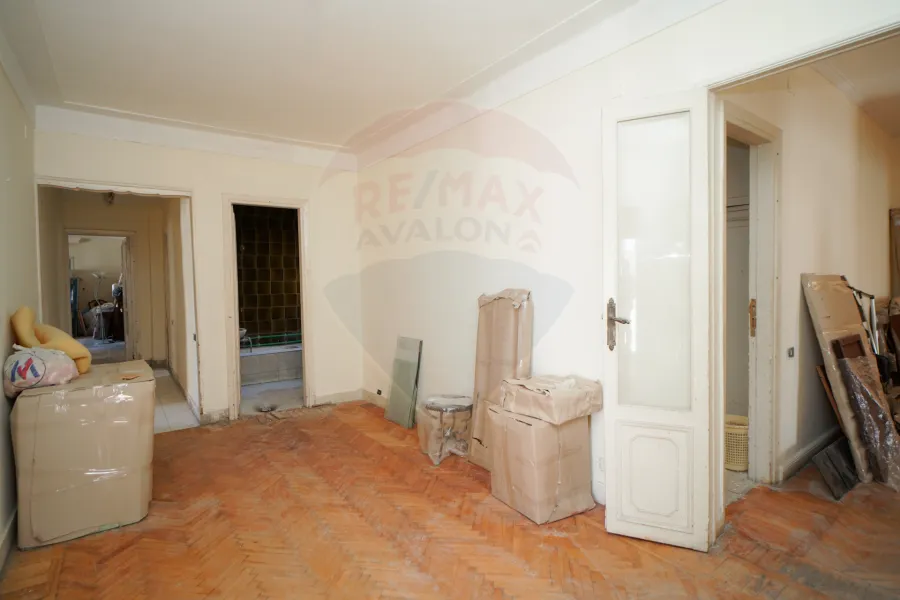 شقة للبيع 360 م رشدي (شارع سوريا)