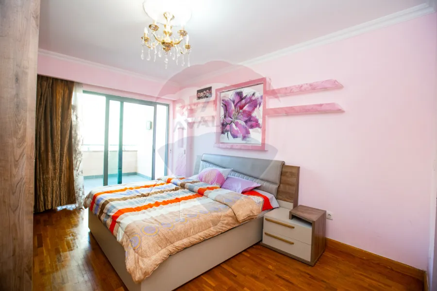 Furnished apartment for daily rent 267 m San stefano (Four seasons)