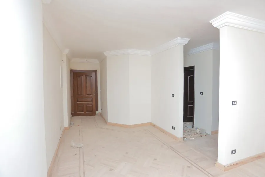 شقة للبيع 270م كفر عبده ش معروف الرصافي (كومباوند كفر عبده ريزيدينس)