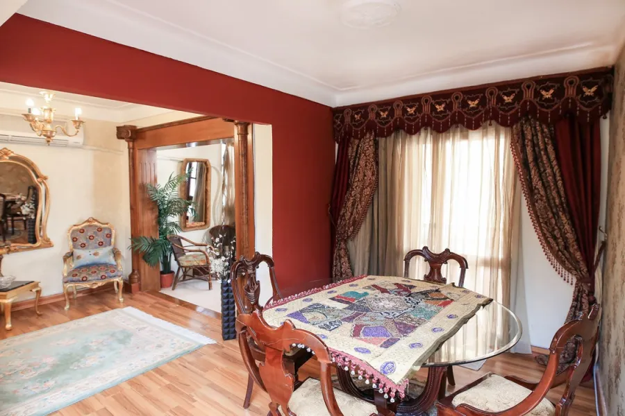 شقة للبيع 175م ثروت (ش عبد الحميد الديب)