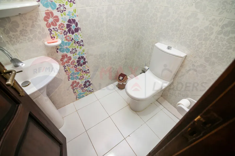 Duplex apartment for sale 220 m Sporting (Branched from Abu Qir St)