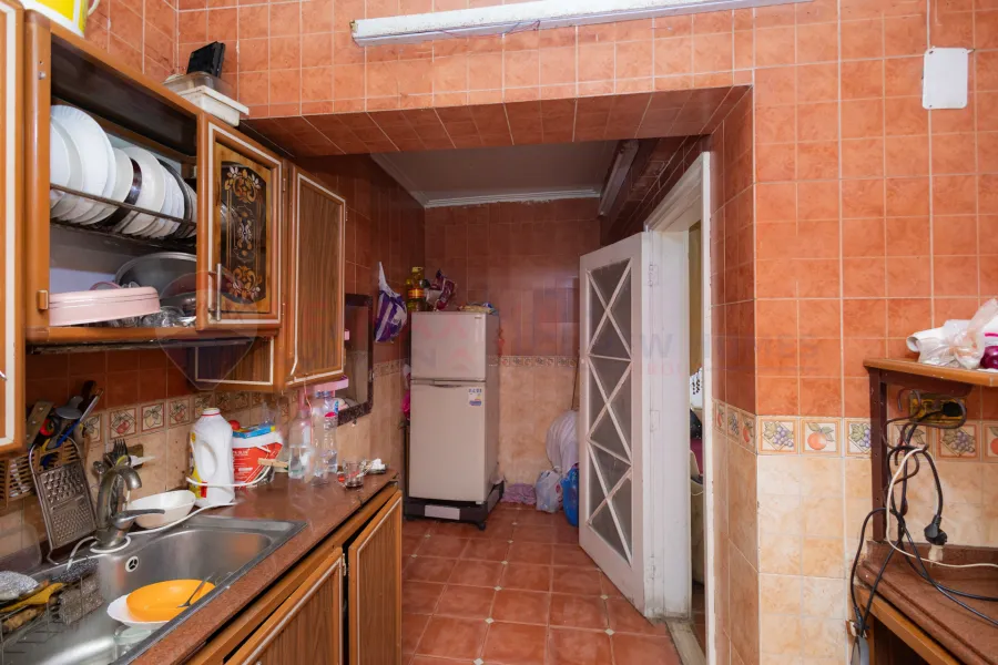 شقة للبيع 265 م المندرة (ثالث نمرة من البحر)