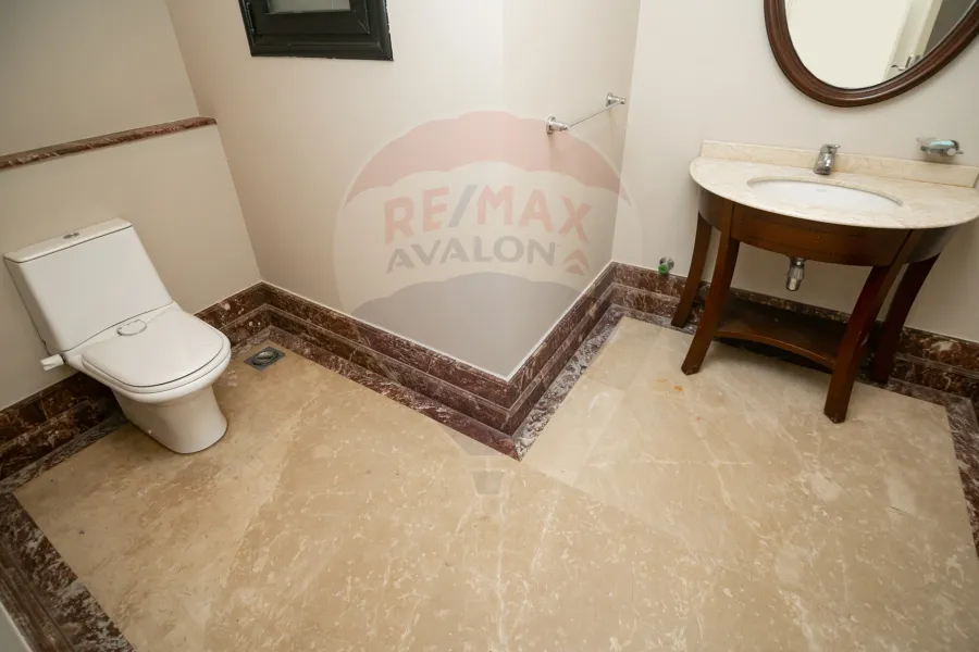 شقه دوبلكس للبيع 650 م كفر عبده (متفرع من ش كفر عبده - عماره براند