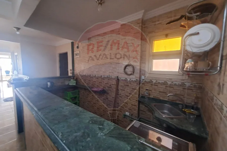 شقة للبيع 120 م ستانلي (على البحر مباشرة)