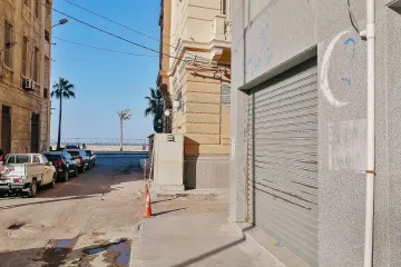 صيدلية للايجار 28 م المنشية ( بجوار القنصلية السويدية )