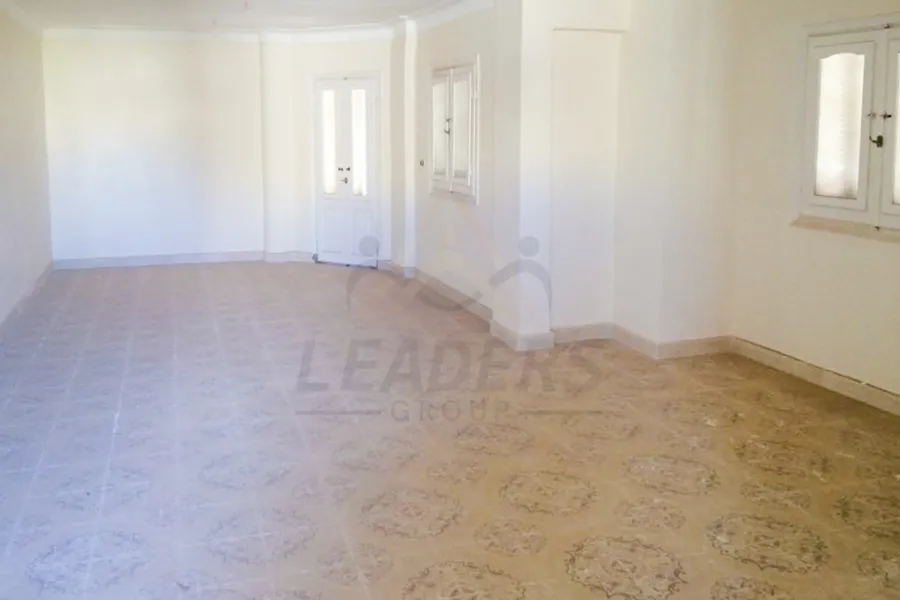 شاليه للبيع (هيليوبيتش - الساحل) 240 م