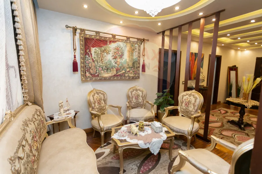 شقة للبيع 185 م سيدي جابر (ش إبن راجح)