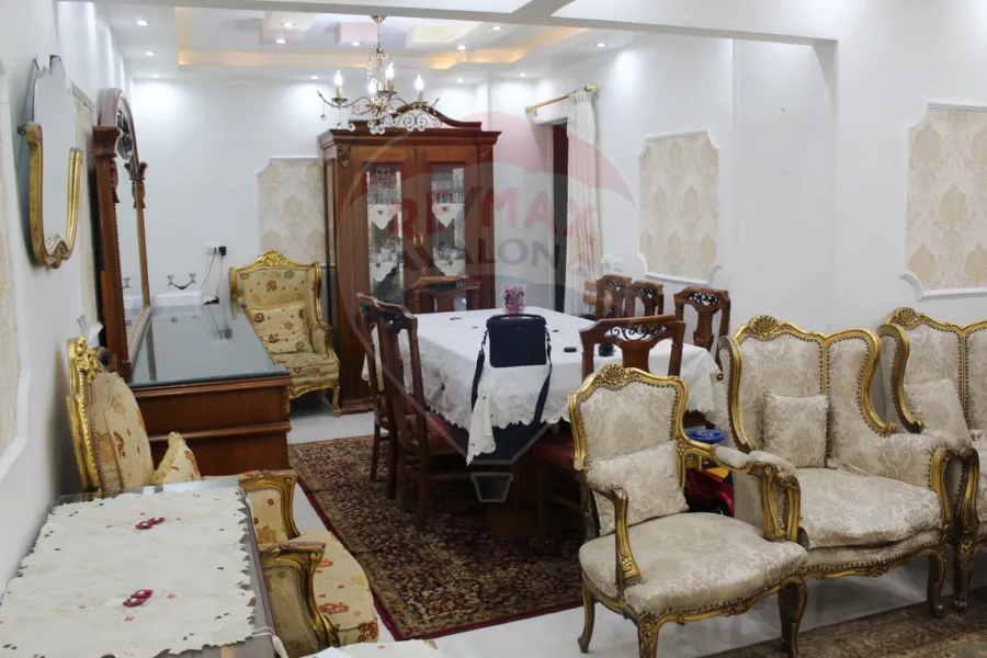 شقة للبيع 100 م بولكلى (ش ابوقير)