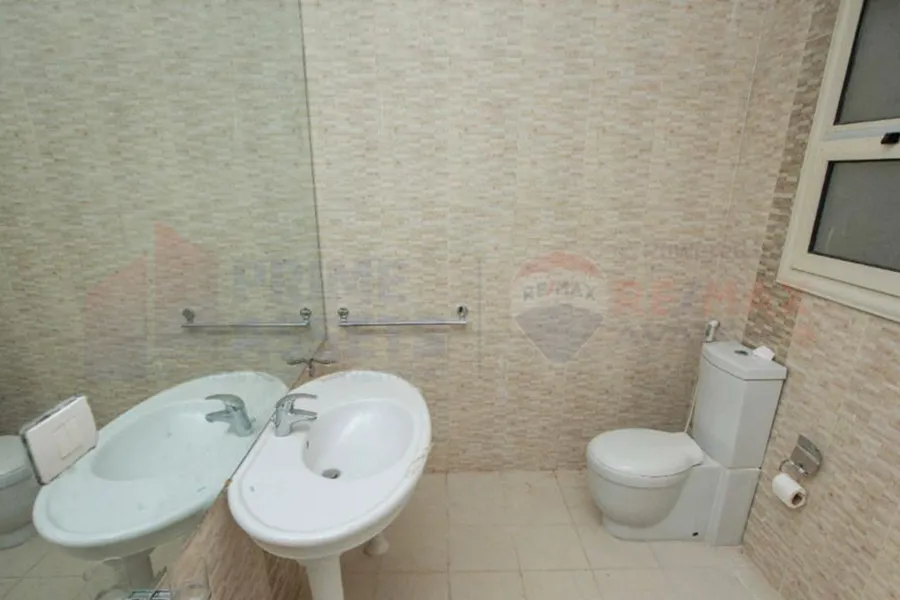 فيلا توين هاوس للبيع 450 م كينج مريوط (اليكس ويست - منطقة انطونيادس)