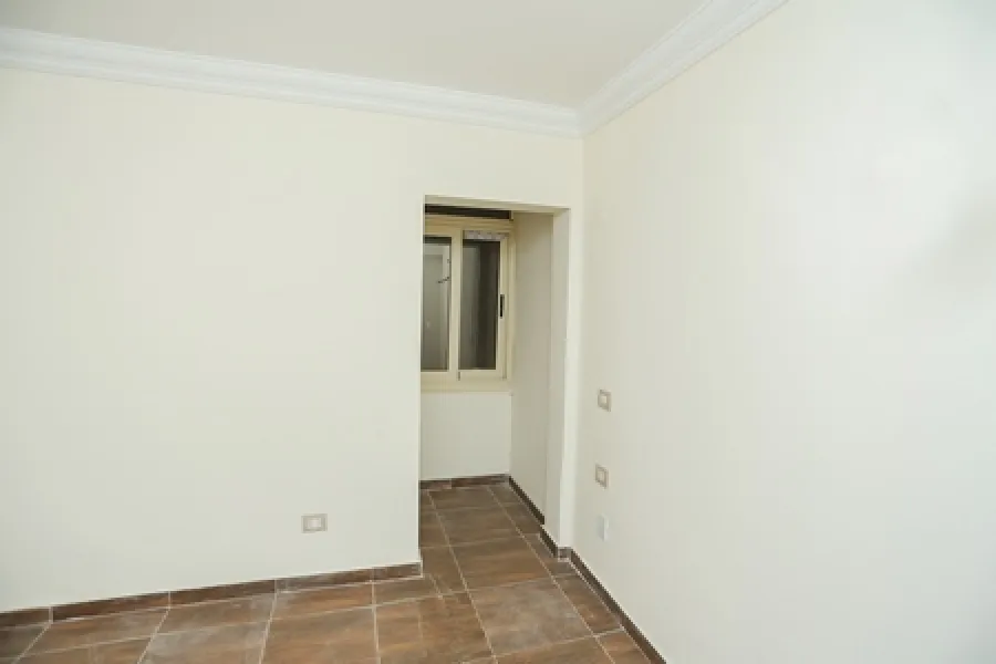 شقة للبيع 165م جليم (خطوات من البحر)