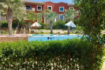 شاليه أرضي بجاردن للبيع (بانجلوس) 80 م