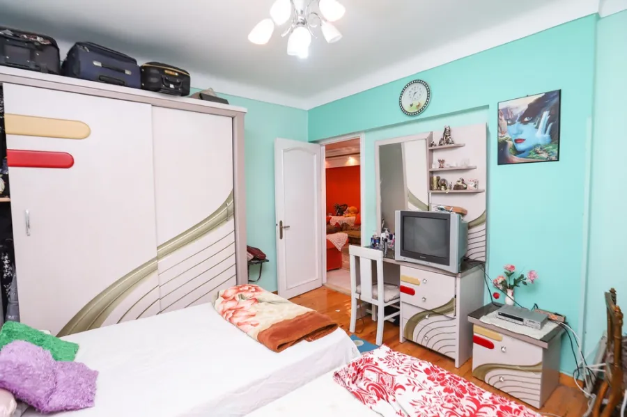 Apartment For Sale 185m Fleming ( El-Fath St. Directly on Tram Station)