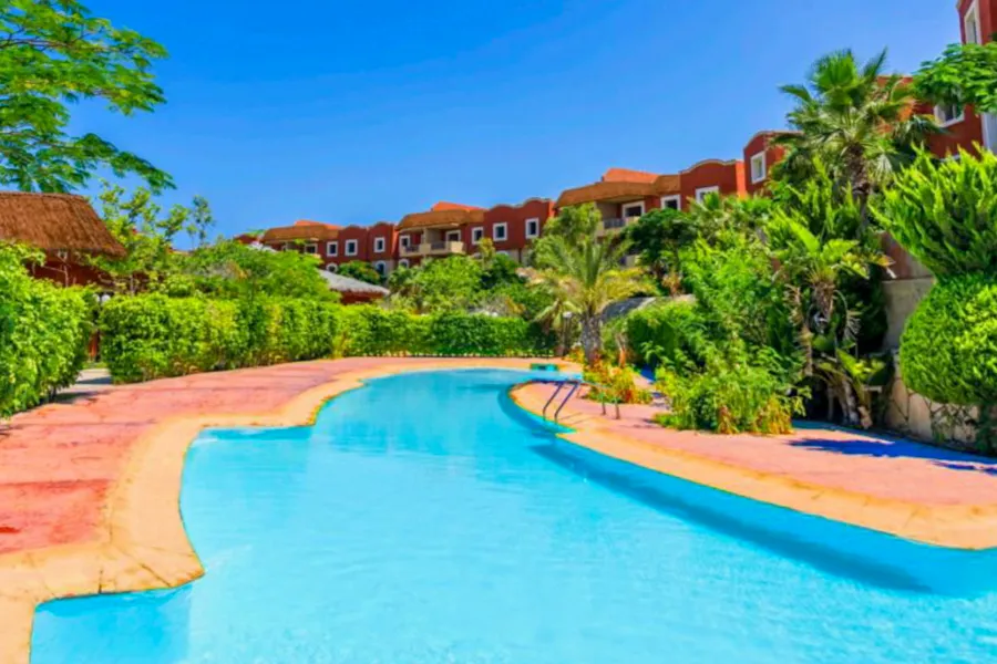 شاليه للبيع (بانجلوس) 105 م