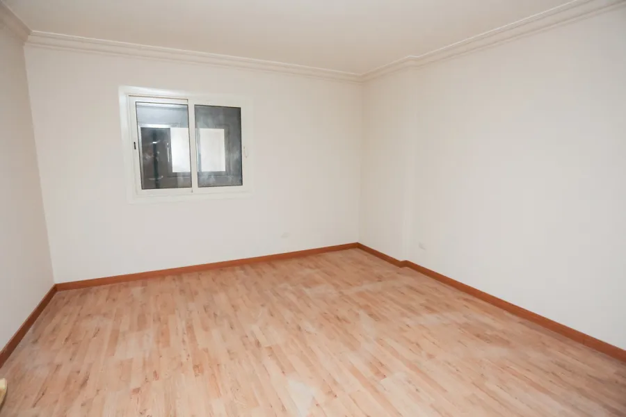 Apartment For Rent 290m Sporting