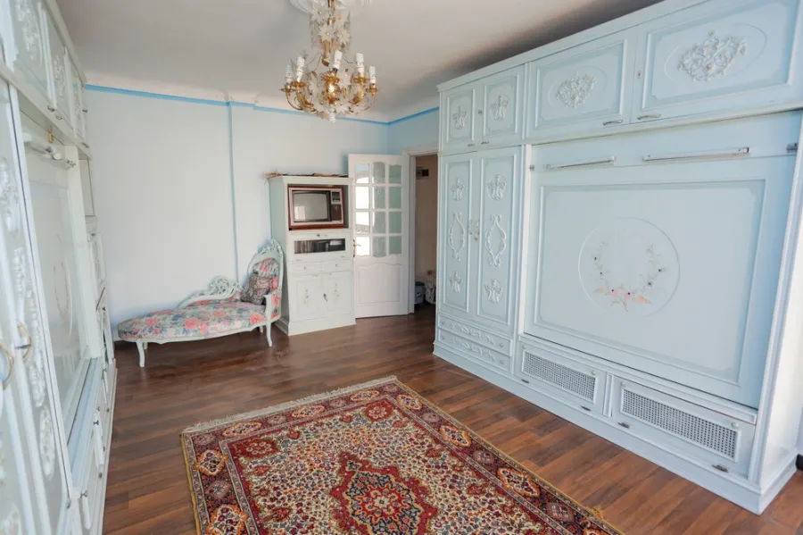 شقة دوبلكس للبيع 250م رشدي ( ش الفريد ليان )