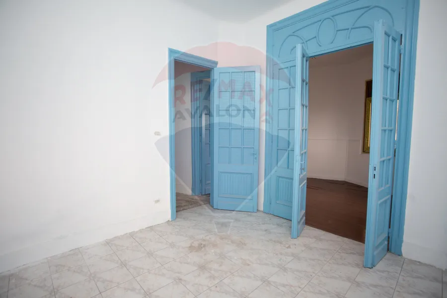 Apartment for sale 130 m net sporting (on the sea)