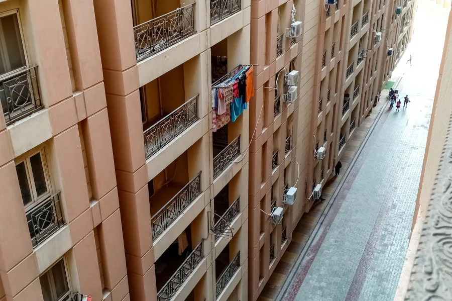 شقة للإيجار 130م سموحة (كومباوند الفيروزة)