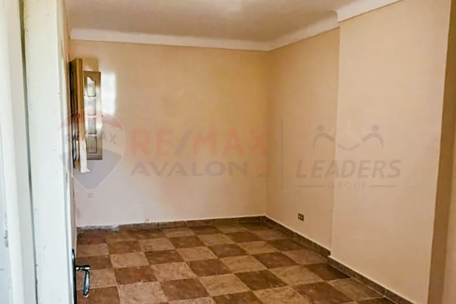 شقة للبيع 146 م سيدي بشر (خطوات من العيسوي)