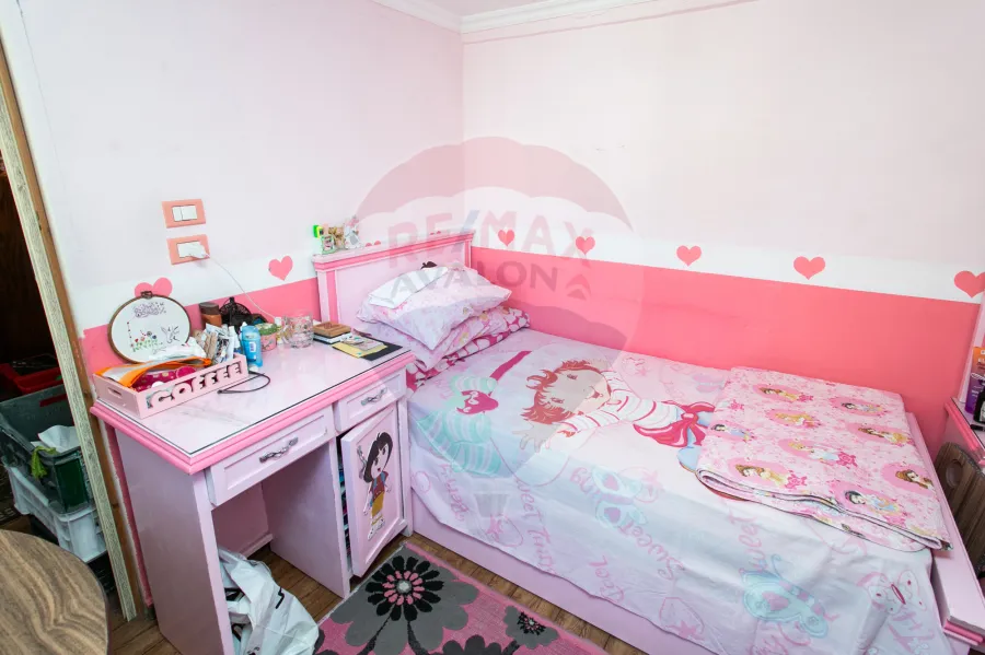 شقة للبيع 130 م ميامي (ش السباعي)