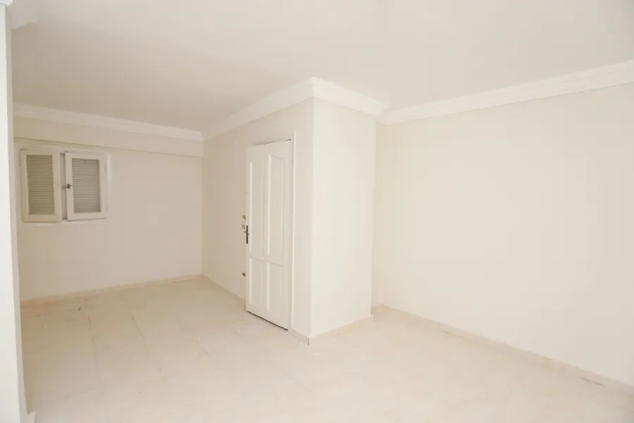 شقة للبيع 152م سموحة (أبراج توب هاوس - ش النصر)