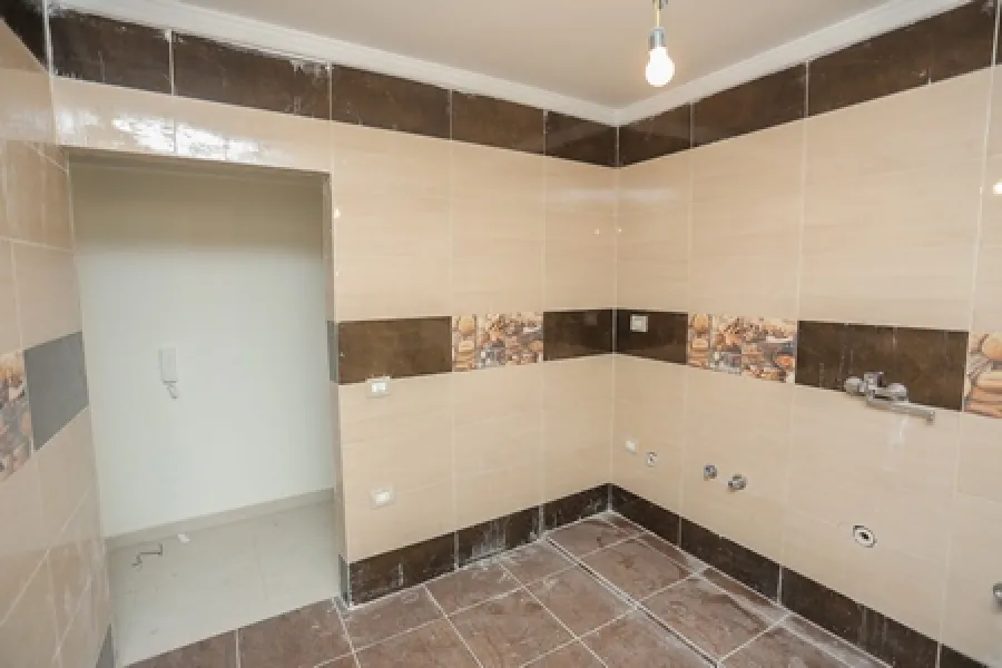 شقة للبيع 165م جليم (خطوات من البحر)