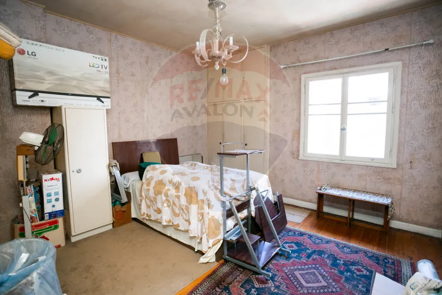 شقة للبيع 250 م سيدي جابر الشيخ (بين بورسعيد و البحر)