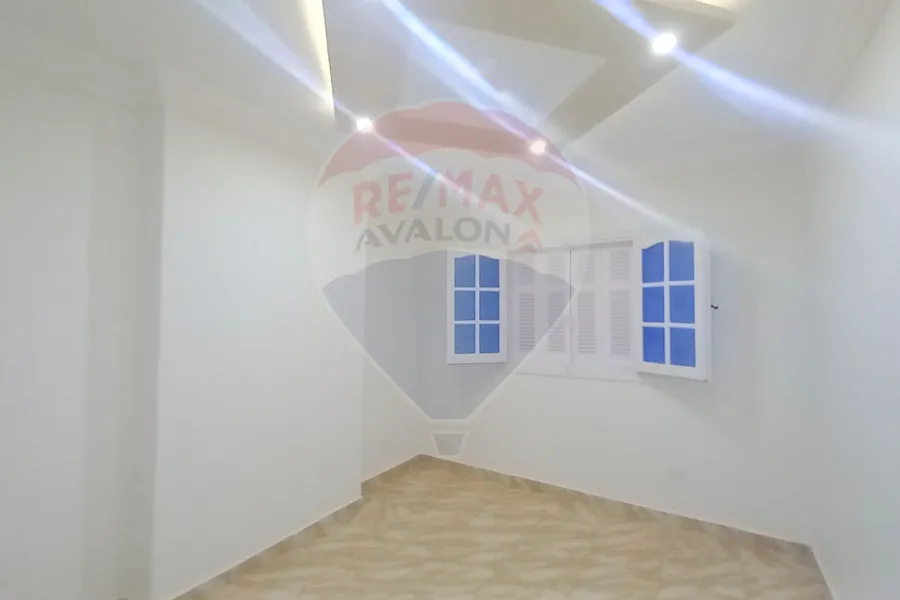 Apartment for sale 140 m Miami (Al-Sebaay main st.)