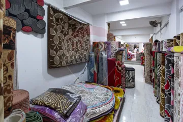 محل للايجار 176 م  ميامى ( شارع جمال عبد الناصر )