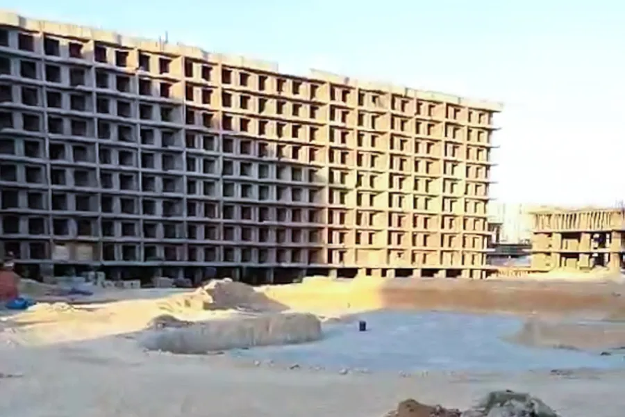 شاليه كورنر للبيع (بورتو جولف) 88 م