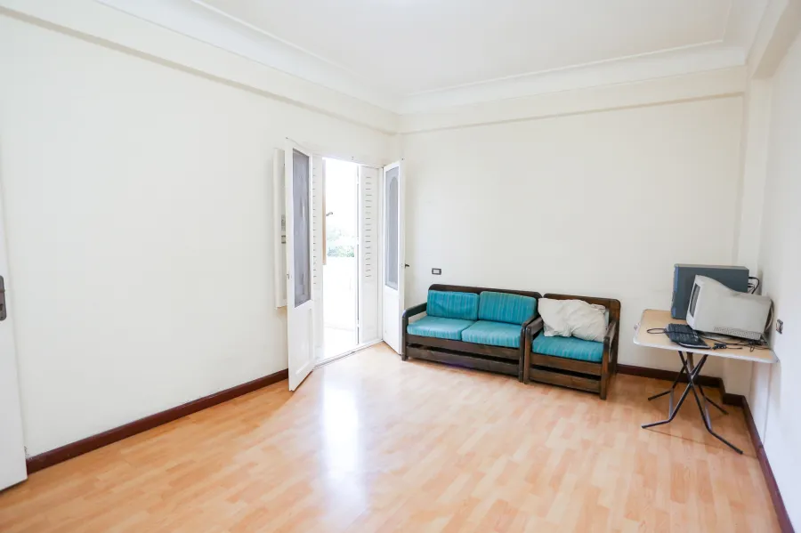 Apartment for sale 300 m Kafr abdu (In front of Kerdahy Palace