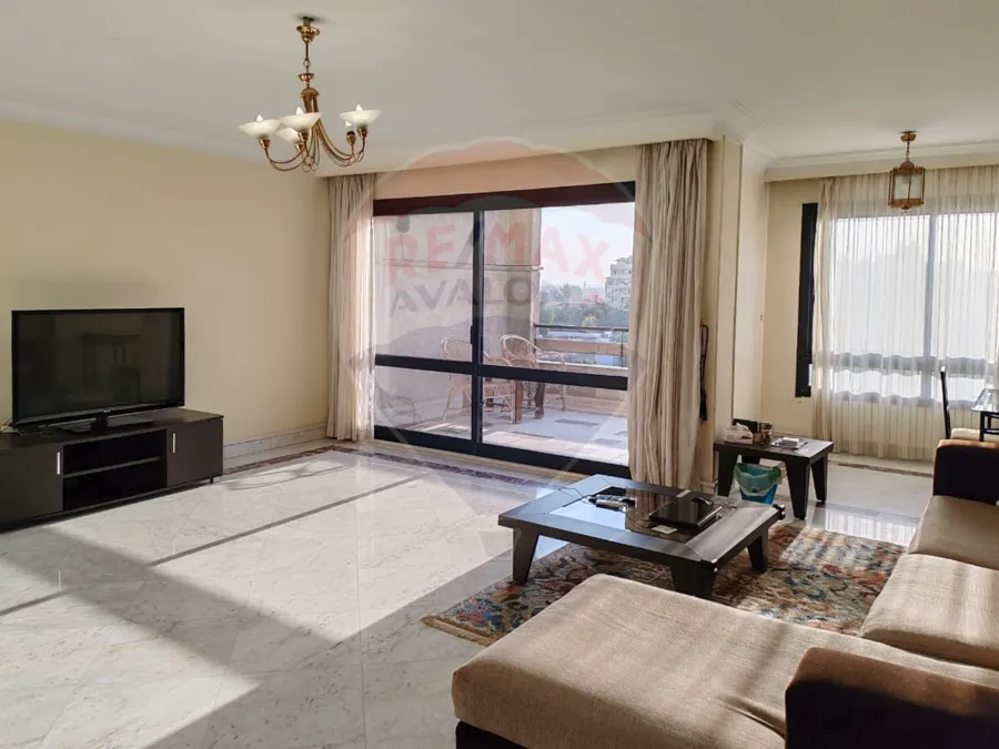 Apartment for sale 220 m in Maadi (Al Mahatta Square - steps from Maadi Metro)