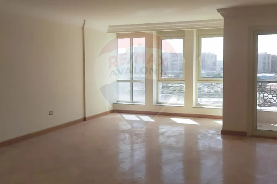 Apartment for sale 275 m Smouha (Transport and Engineering St.- Smouha Terrace)
