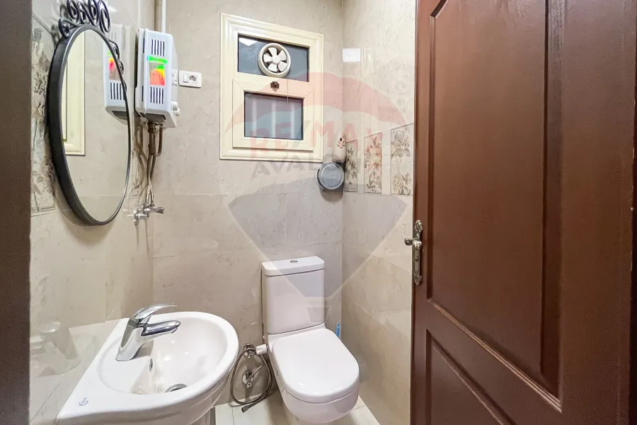Apartment for sale 210 m Kafr Abdo (Sakinah bant Elhussin st.)