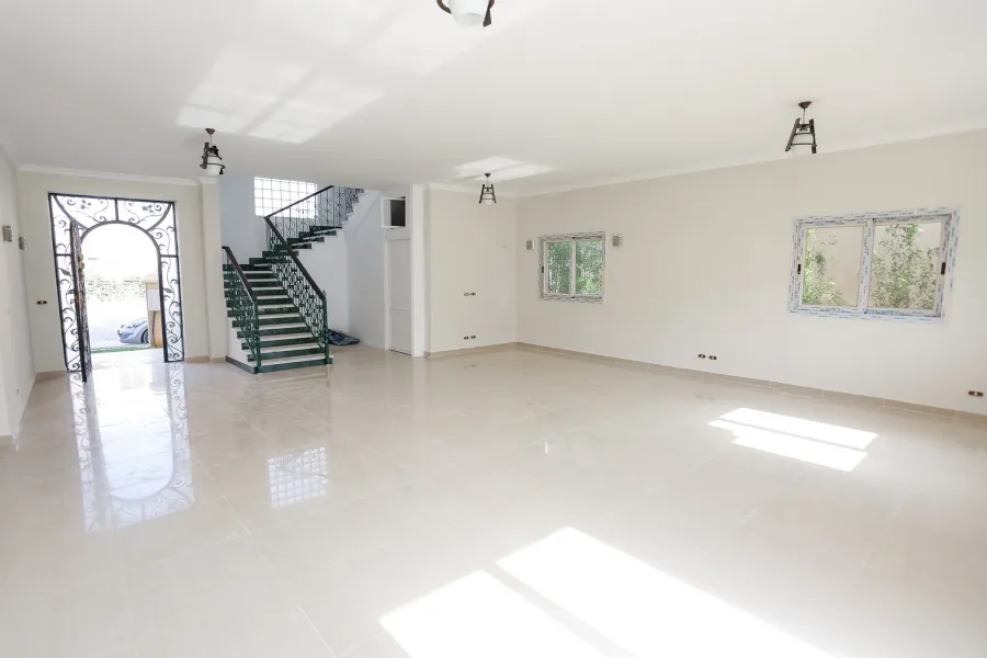 فيلا للبيع 540م  كينج مريوط (كومباوند العروبة)