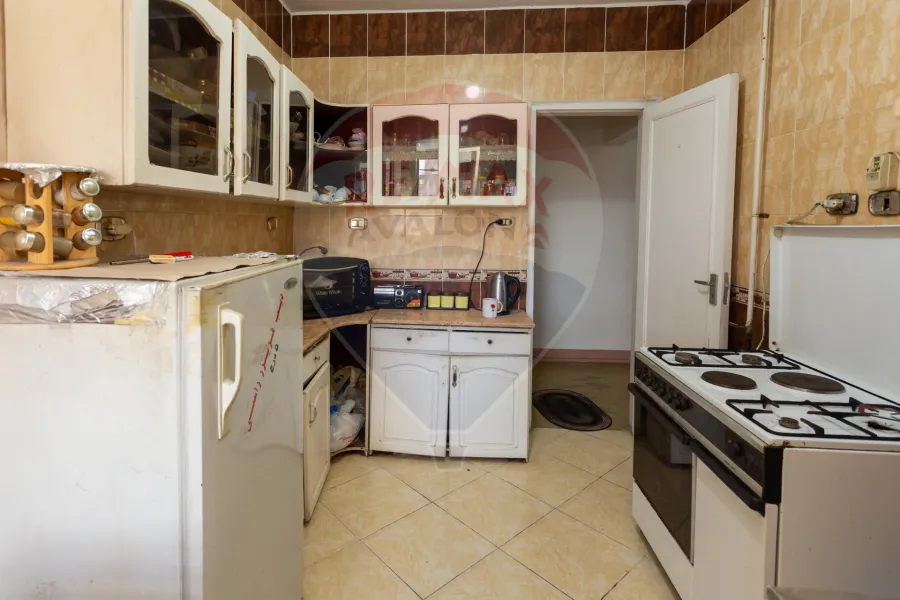 شقه للبيع 125 م سيدي جابر (علي البحر مباشرة) - 3,500,000 ج