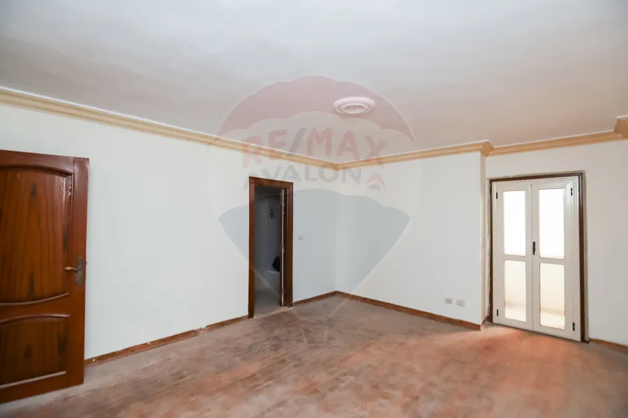 شقه دوبلكس للبيع او الإيجار 425 م لوران (متفرع من الاقبال)