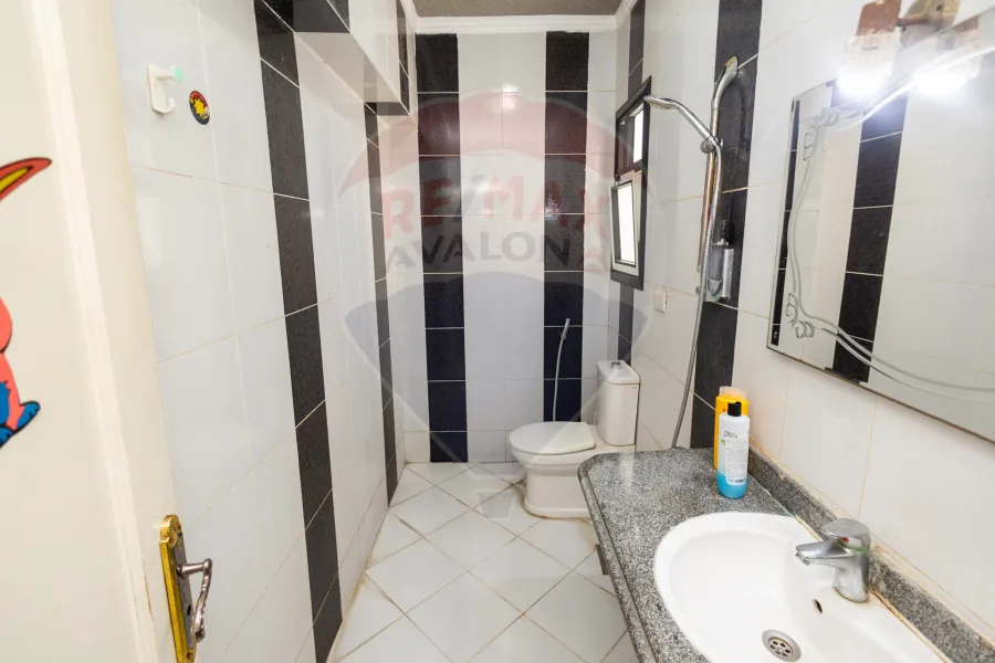 شقة للبيع 275 م ميامي (خطوات من نادي السيارات)