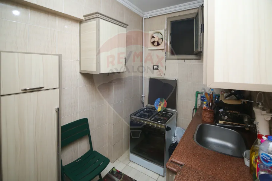 شقة للبيع 90 م ميامي (ش إسكندر إبراهيم تقاطع مع ش الملك حفني)