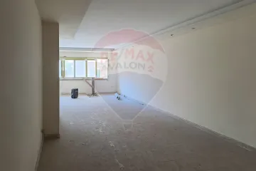 ميزان للايجار 270 م زيزينيا (ش غاربو بك )