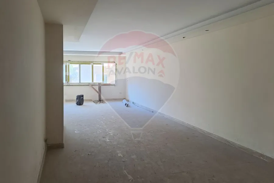 ميزان للايجار 270 م زيزينيا (ش غاربو بك )