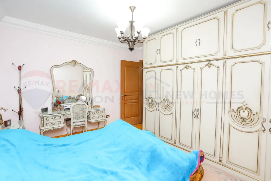 Furnished apartment for rent 180 m Smouha (Moustafa Kamel main st.)