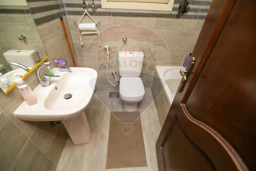 شقة للبيع 150 م كفر عبده (ش إبراهيم راجي)