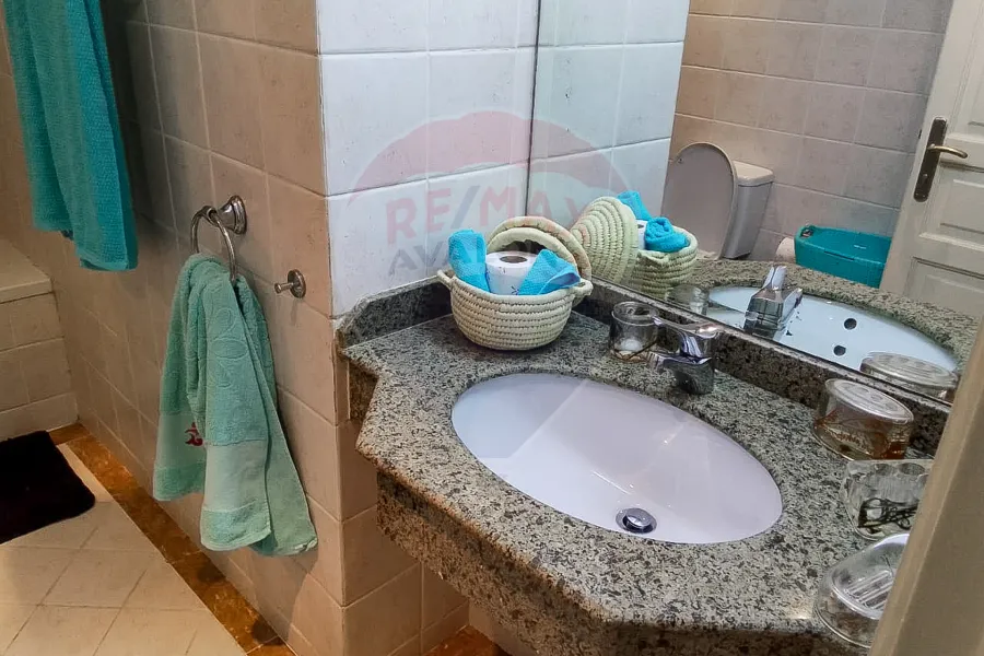 Furnished apartment for rent 136 m San Stefano (four seasons)