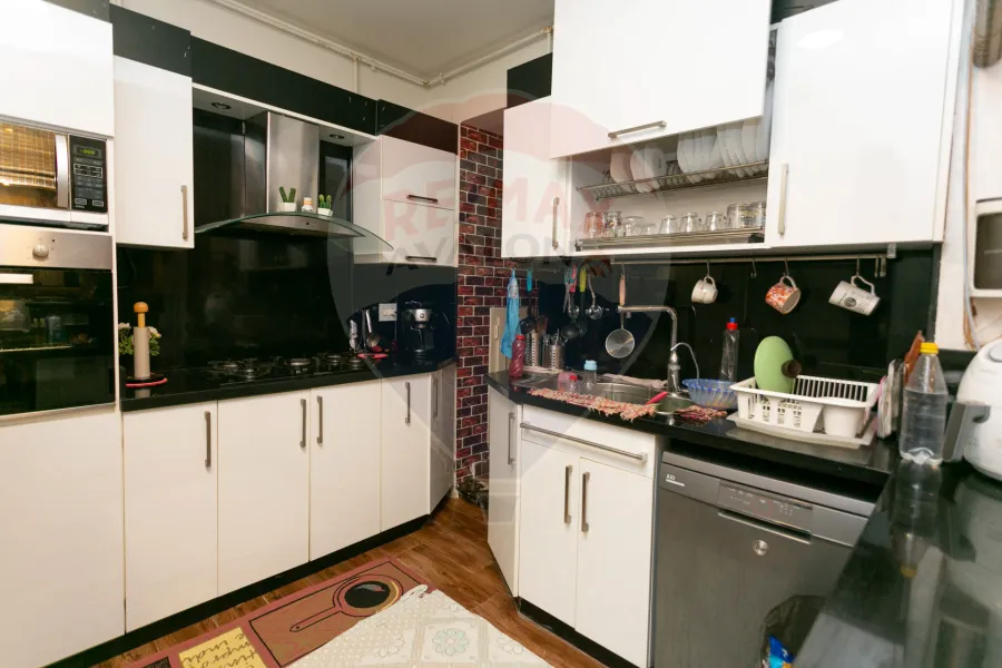 شقة للبيع 185 م سيدي جابر (ش إبن راجح)