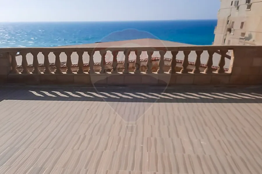 Villa for sale North Coast (Silver Beach) 360 m