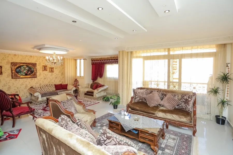 Apartment for sale 380m Roushdi(Branched from Tram)